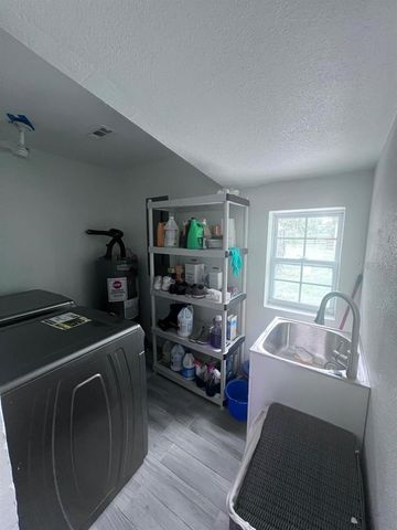 11223 COUNTY ROAD 223, Oxford, FL 34484