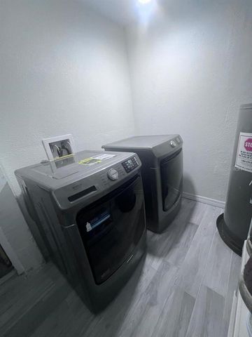 11223 COUNTY ROAD 223, Oxford, FL 34484