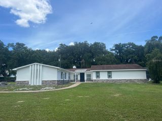 11223 COUNTY ROAD 223, Oxford, FL 34484