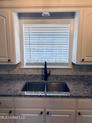 2607 Jennifer Drive, Pearl, MS 39208