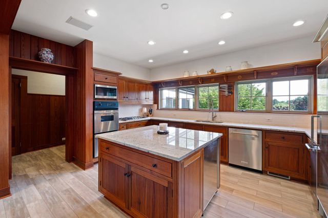 203 HAYSTACK LN, Greenville, DE 19807
