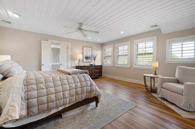 203 HAYSTACK LN, Greenville, DE 19807