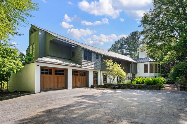 203 HAYSTACK LN, Greenville, DE 19807