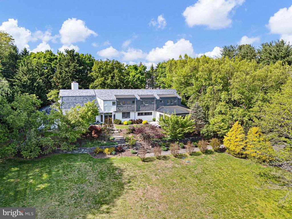 203 HAYSTACK LN, Greenville, DE 19807