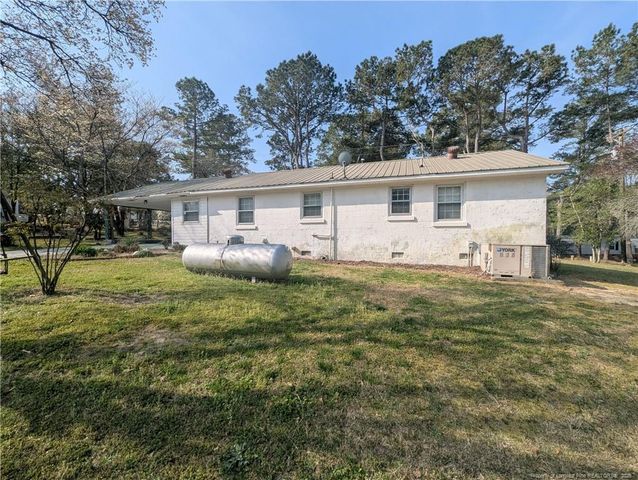650 N Vass Road, Raeford, NC 28376
