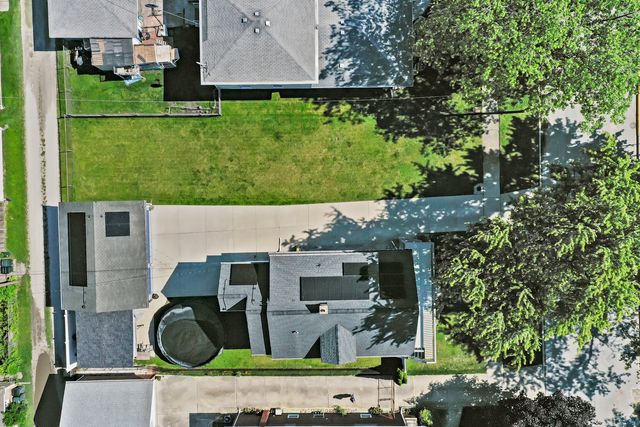 4617 Blanchan Avenue, Brookfield, IL 60513