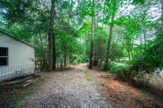 26807 Royal Oak Drive, Waller, TX 77484