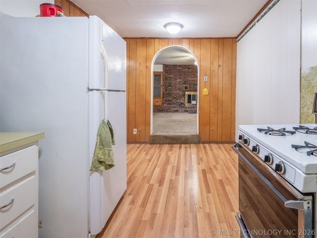 2708 Hardy Springs Road, Mcalester, OK 74501