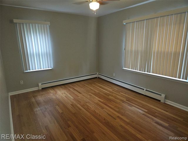 23754 Haynes Street, Farmington Hills, MI 48336