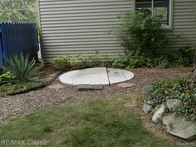 23754 Haynes Street, Farmington Hills, MI 48336