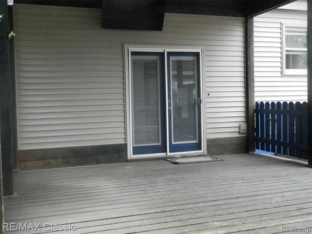 23754 Haynes Street, Farmington Hills, MI 48336