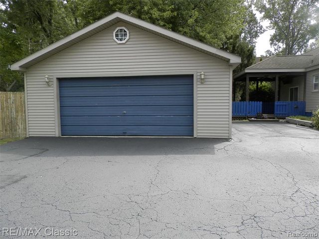 23754 Haynes Street, Farmington Hills, MI 48336