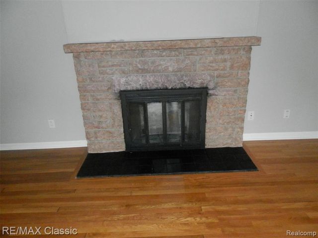 23754 Haynes Street, Farmington Hills, MI 48336