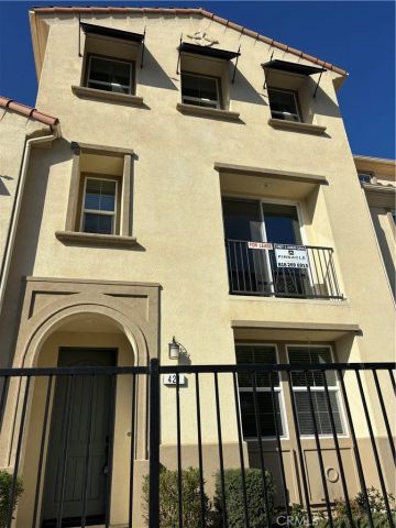 421 Camino Ruiz, Camarillo, CA 93012