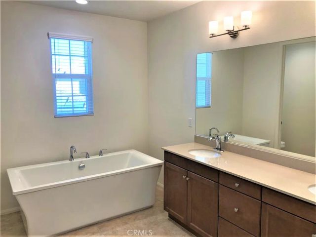 421 Camino Ruiz, Camarillo, CA 93012