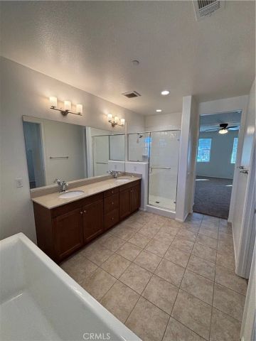 421 Camino Ruiz, Camarillo, CA 93012