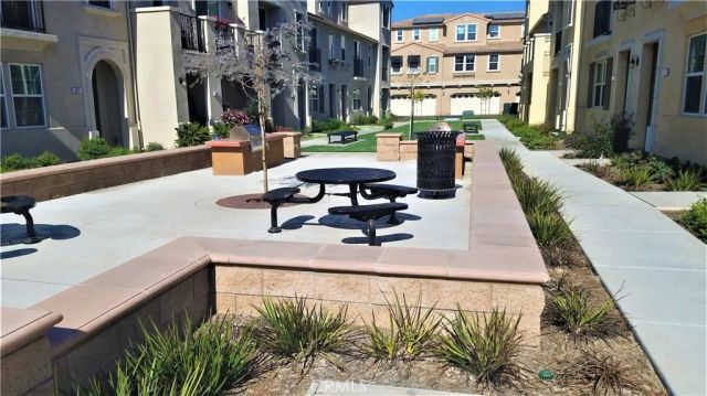 421 Camino Ruiz, Camarillo, CA 93012