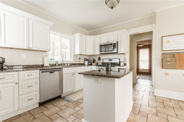 608 Davis Drive, Arcadia, NY 14513