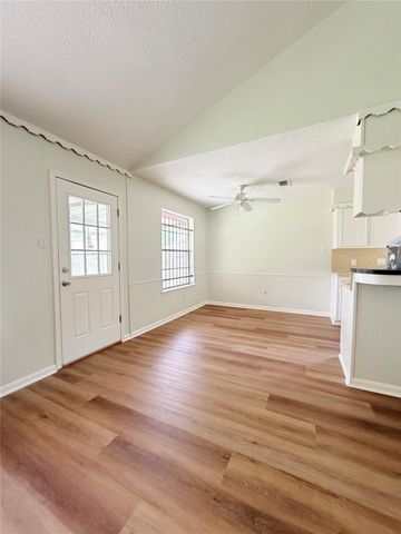 4410 Longhorn Drive, Baytown, TX 77521