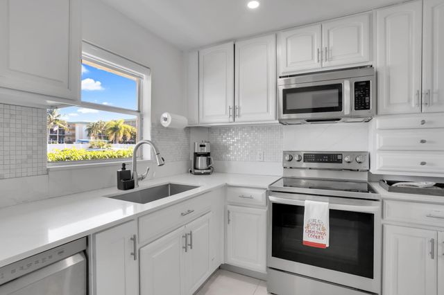 700 SE 6 Avenue 107, Deerfield Beach, FL 33441