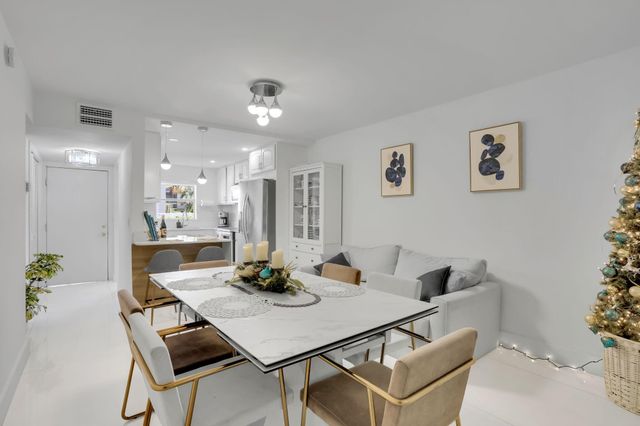 700 SE 6 Avenue 107, Deerfield Beach, FL 33441