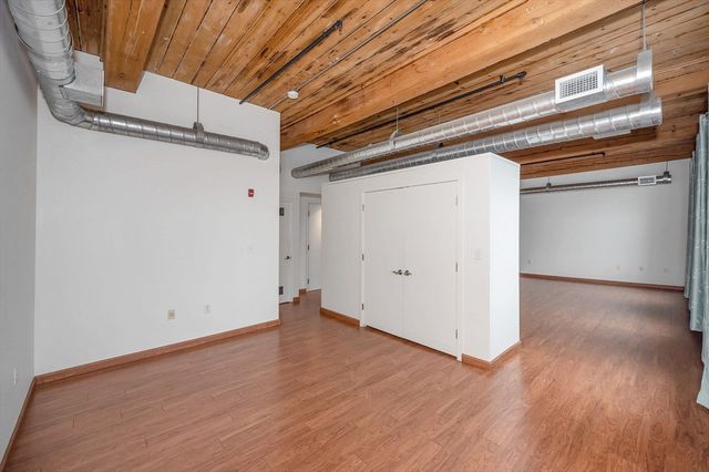 130 John 214, Lowell, MA 01852