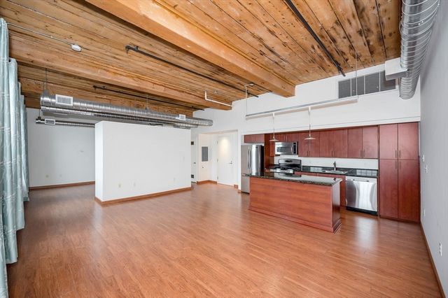 130 John 214, Lowell, MA 01852