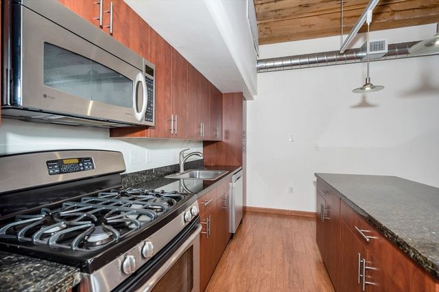 130 John 214, Lowell, MA 01852