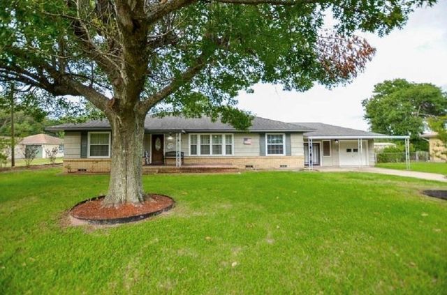 1116 N Meyer Street, Sealy, TX 77474