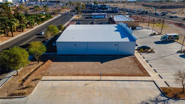 2747 Miracle Mile, Bullhead City, AZ 86442