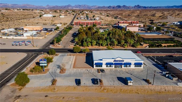 2747 Miracle Mile, Bullhead City, AZ 86442
