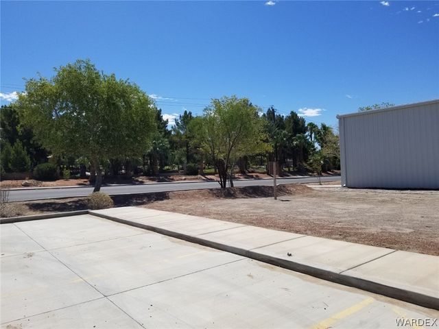 2747 Miracle Mile, Bullhead City, AZ 86442