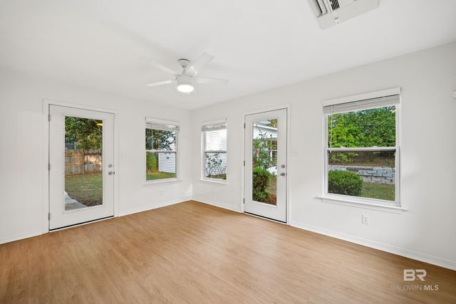 9 Azalea Court, Fairhope, AL 36532