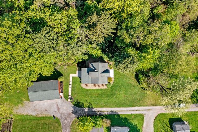 122 Strawberry Aly, Hopewell Twp, PA 15001