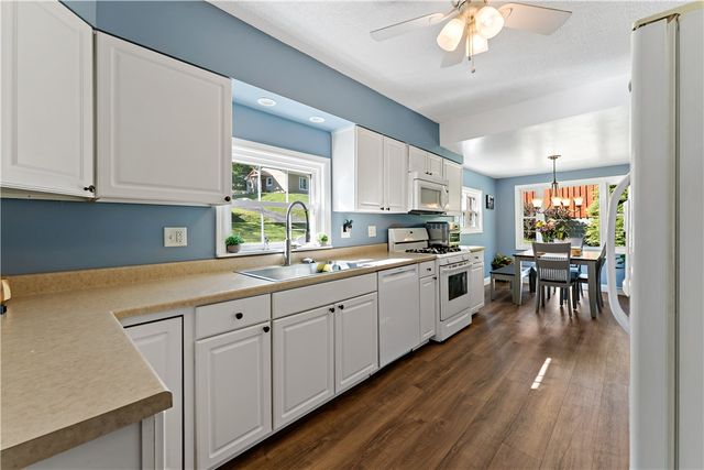 122 Strawberry Aly, Hopewell Twp, PA 15001