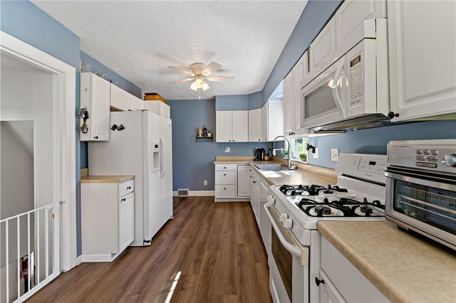 122 Strawberry Aly, Hopewell Twp, PA 15001