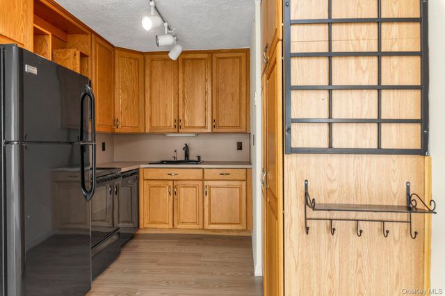 10-01 162 Street 4A, Beechhurst, NY 11357