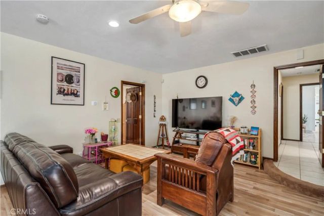 2651 W Avenue N12, Palmdale, CA 93551