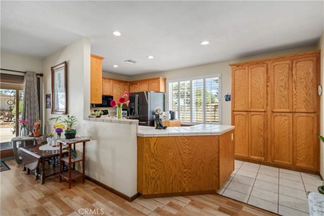 2651 W Avenue N12, Palmdale, CA 93551