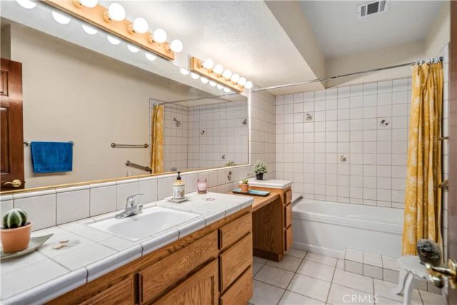 2651 W Avenue N12, Palmdale, CA 93551