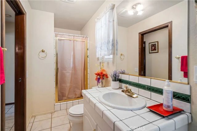 2651 W Avenue N12, Palmdale, CA 93551