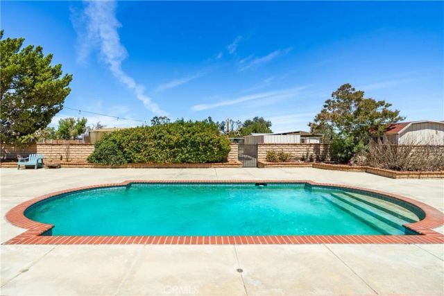 2651 W Avenue N12, Palmdale, CA 93551