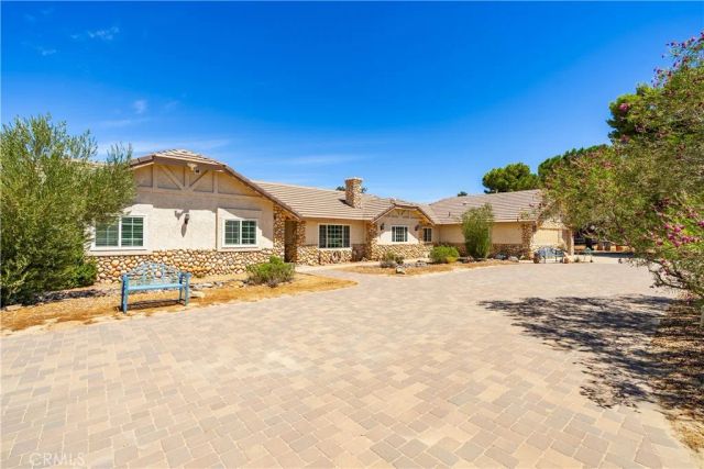 2651 W Avenue N12, Palmdale, CA 93551