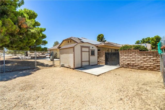 2651 W Avenue N12, Palmdale, CA 93551