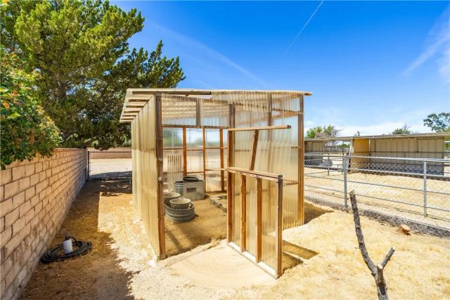 2651 W Avenue N12, Palmdale, CA 93551