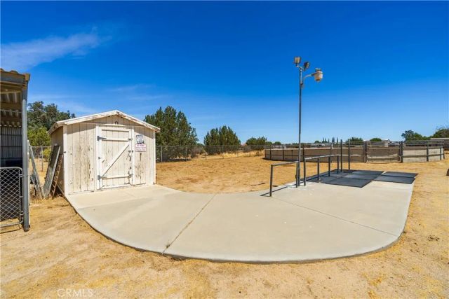 2651 W Avenue N12, Palmdale, CA 93551