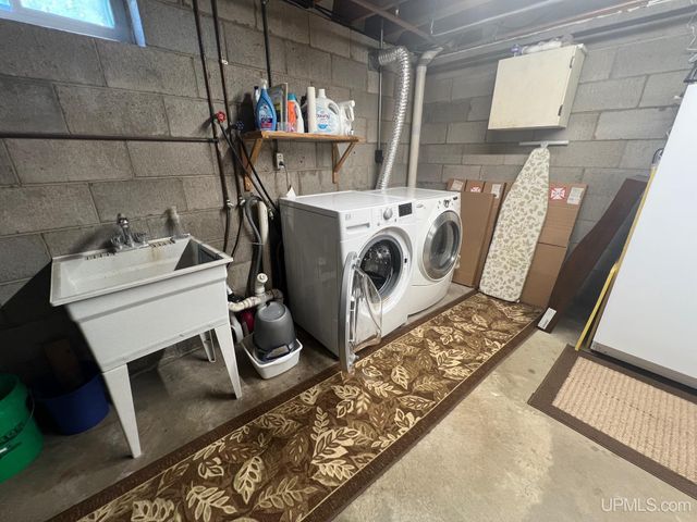 445 Lawrence Street, Kingsford, MI 49802