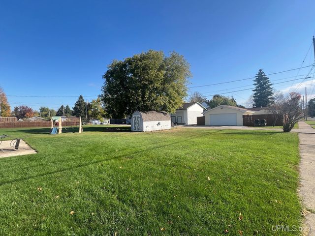 445 Lawrence Street, Kingsford, MI 49802