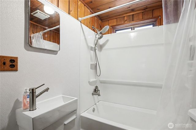 11910 Island Drive, Anderson Island, WA 98303