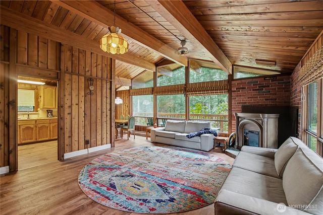 11910 Island Drive, Anderson Island, WA 98303